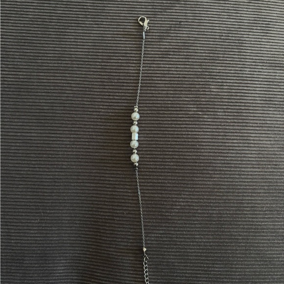 Classic Pearl and Silver Bead Bracelet - White Pearls - Picture 2 of 2